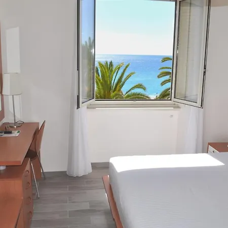 Boncardo ホテル 4*