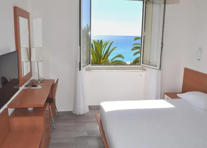 Boncardo Hotel 4*