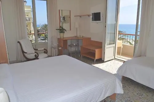 Boncardo Hotel 4*