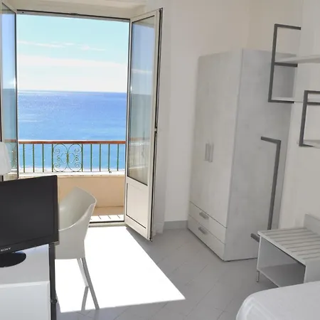 酒店 邦卡尔多酒店 菲纳莱利古雷