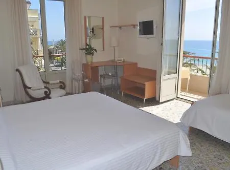 Boncardo Hotel 4*