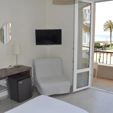 邦卡尔多酒店 酒店