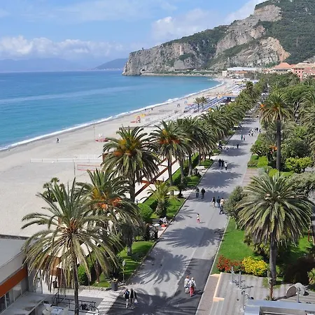 Boncardo Hotel 4*